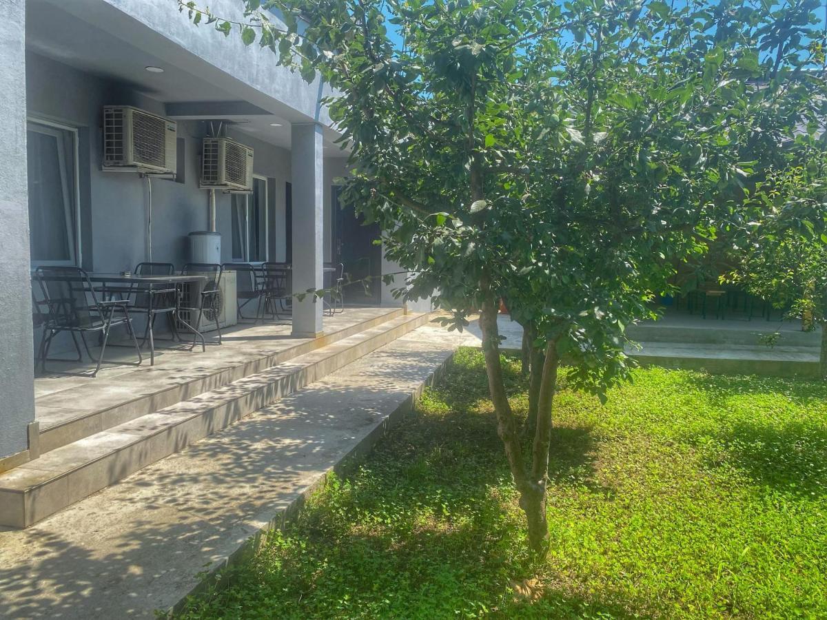 Raven Comstar Apartment Corbu  Luaran gambar