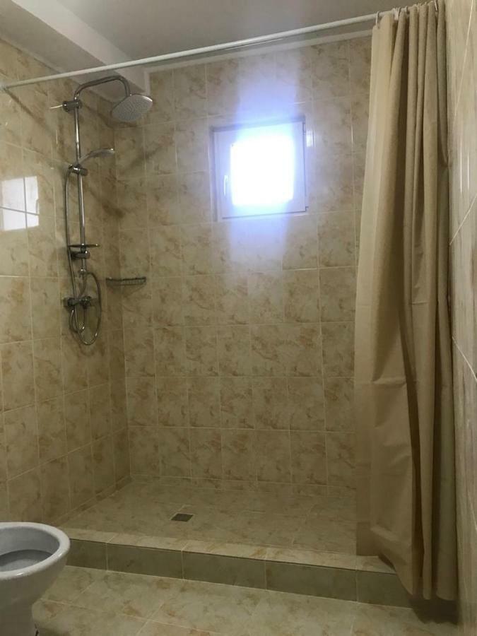 Raven Comstar Apartment Corbu  Luaran gambar