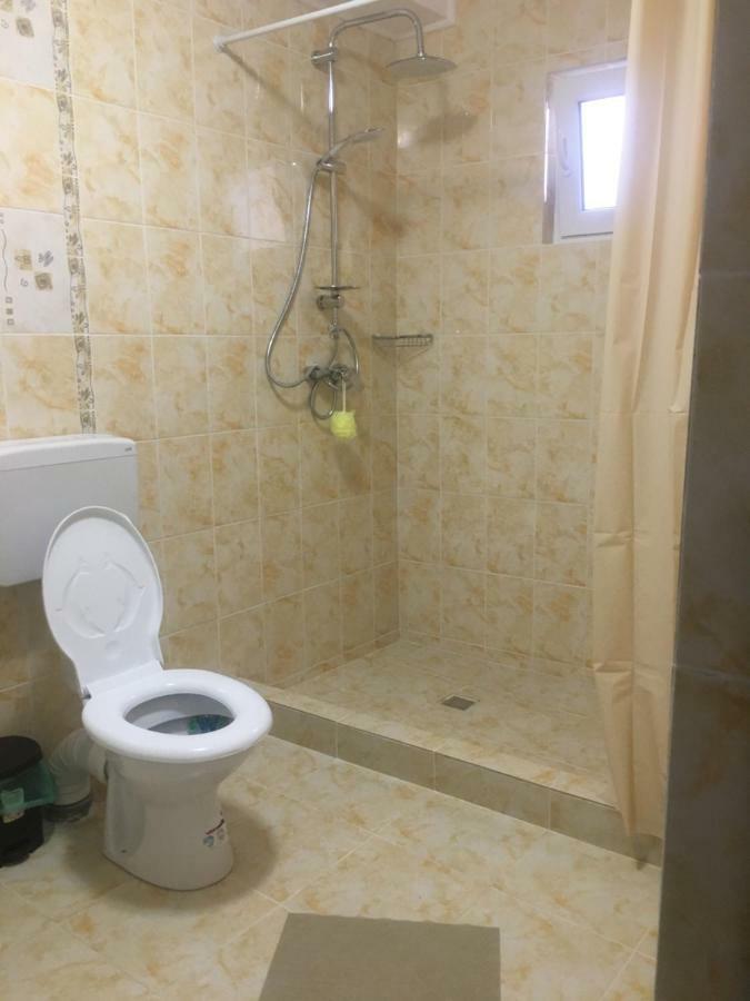 Raven Comstar Apartment Corbu  Luaran gambar